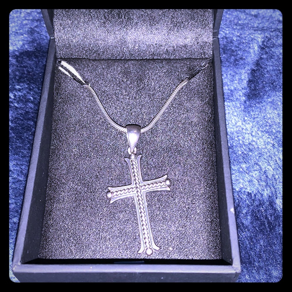 Men’s cross necklace